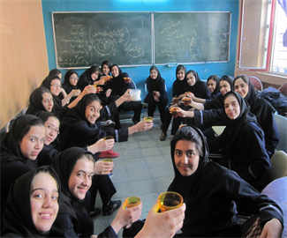 پاکسازی مدرسه