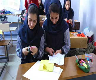 عروسک سازی-کار و فناوری