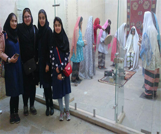 بازدید از مکانهای دیدنی شیراز
