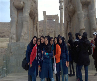 بازدید از مکانهای دیدنی شیراز